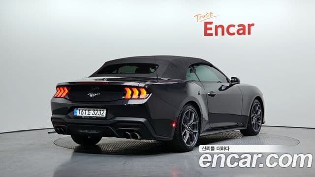 Ford Mustang 7세대 2.3 EcoBoost Premium кабриолет, 2024 20
