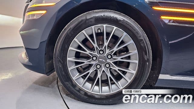 Genesis G80 (RG3) бензин 2.5 турбо 2WD, 2022 все фото