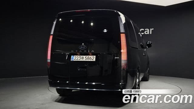 Hyundai Staria Inspiration, 2025 4