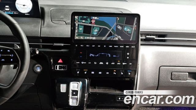 Hyundai Staria Inspiration, 2025 16