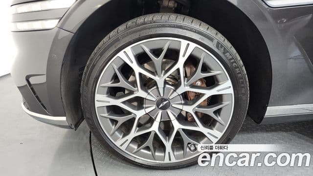 Genesis G90 (RS4) бензин 3.5 турбо e-S/C AWD, 2023 все фото