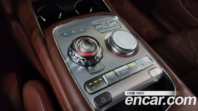 Genesis G90 (RS4) бензин 3.5 турбо e-S/C AWD, 2023 9