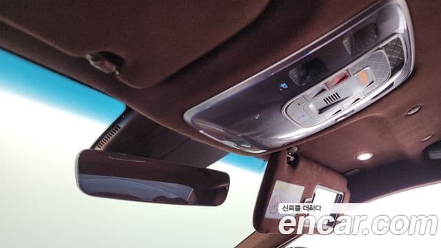 Genesis G90 (RS4) бензин 3.5 турбо e-S/C AWD, 2023 18