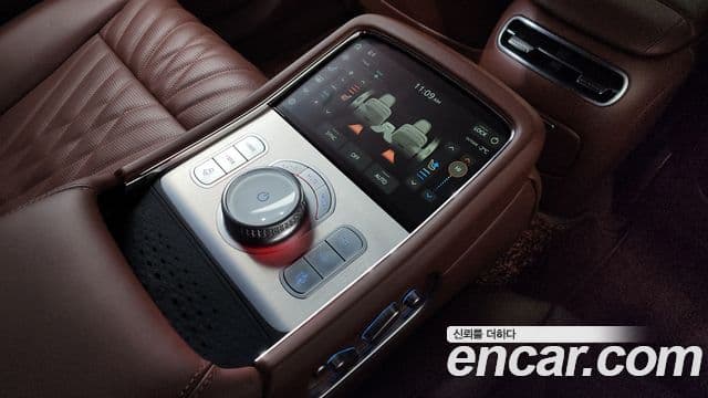 Genesis G90 (RS4) бензин 3.5 турбо e-S/C AWD, 2023 19