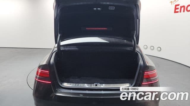 Genesis G90 (RS4) бензин 3.5 турбо e-S/C AWD, 2023 20