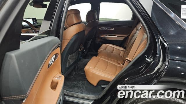 Genesis GV70, 2023 11