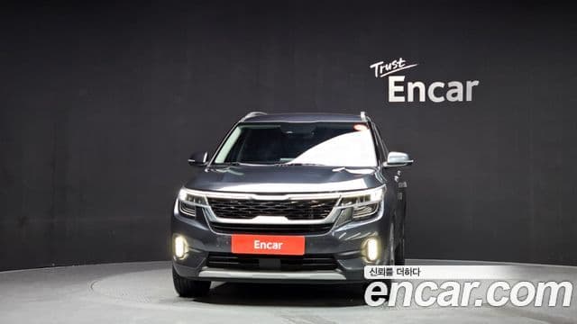 Kia Seltos Signature, 2023 3