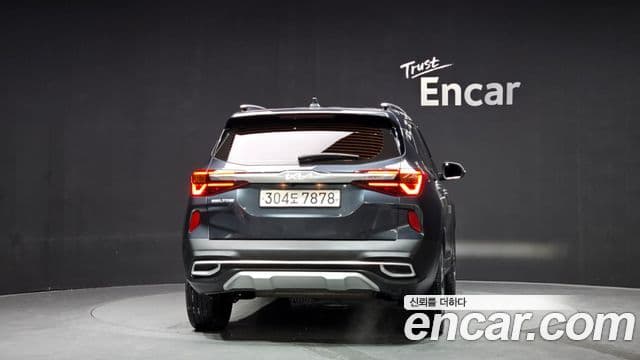 Kia Seltos Signature, 2023 4