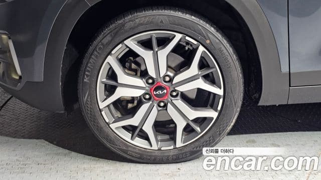 Kia Seltos Signature, 2023 все фото