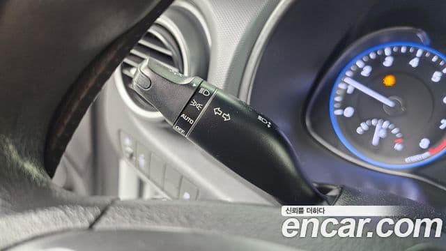 Hyundai Kona Modern, 2018 17