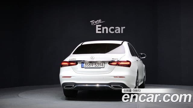 Mercedes-Benz E-класс W213 AMG Line, 2023 4