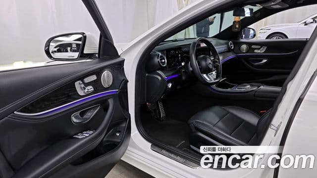 Mercedes-Benz E-класс W213 AMG Line, 2023 10