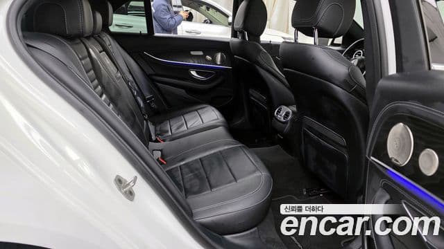 Mercedes-Benz E-класс W213 AMG Line, 2023 12