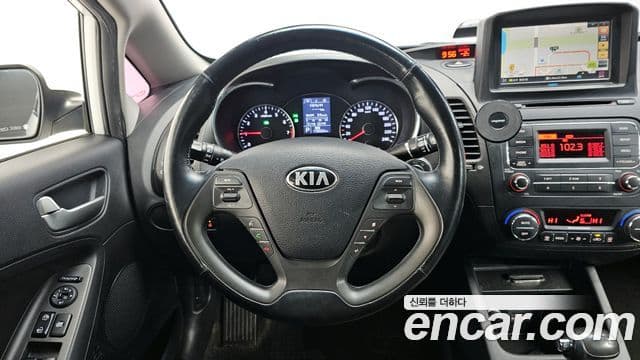 Kia K3 Trendy, 2013 13