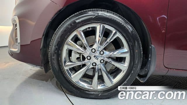 Kia The / новый New Carnival Prestige, 2020 все фото