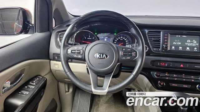 Kia The / новый New Carnival Prestige, 2020 13