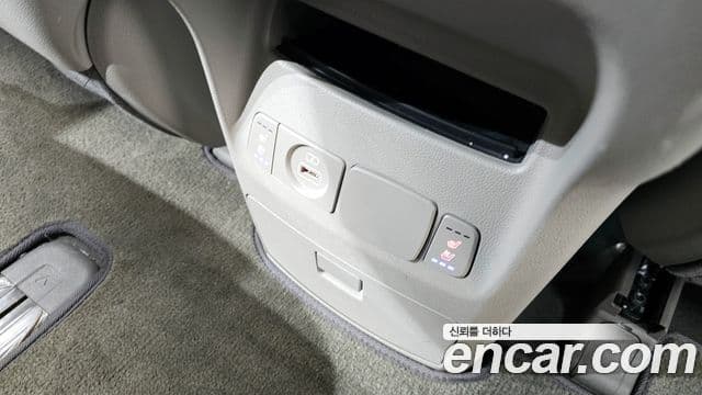 Kia The / новый New Carnival Prestige, 2020 19