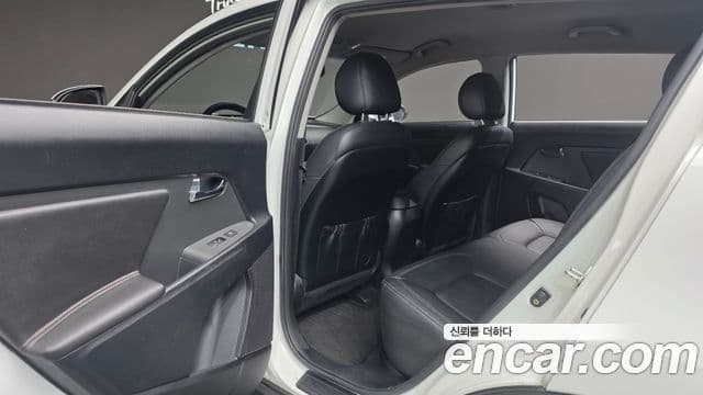 Kia Sportage R топовая версия, 2012 17