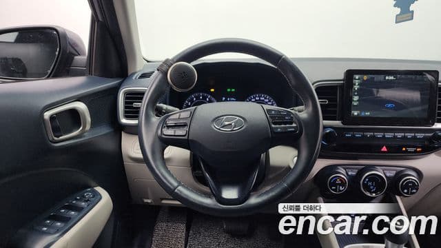 Hyundai Venue 1.6 Flux, 2020 13