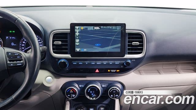 Hyundai Venue 1.6 Flux, 2020 14