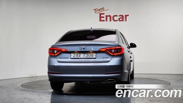 Hyundai LF Sonata 2.0 Smart, 2015 4