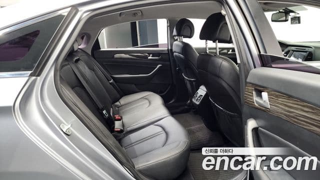 Hyundai LF Sonata 2.0 Smart, 2015 13