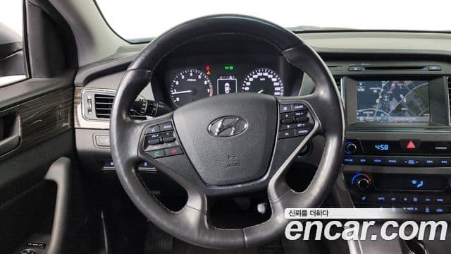 Hyundai LF Sonata 2.0 Smart, 2015 14