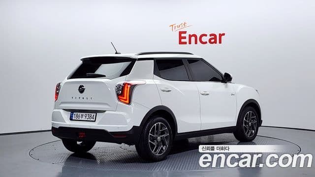 KG모빌리티(SsangYong) Berry New Tivoli V3, 2022 2