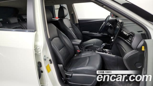 KG모빌리티(SsangYong) Berry New Tivoli V3, 2022 11