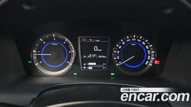 KG모빌리티(SsangYong) Rexton Sport Dynamic Edition, 2021 8