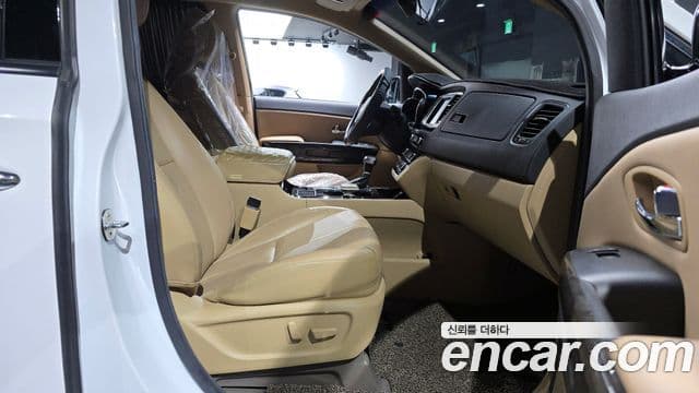 Kia The / новый New Carnival President, 2019 11