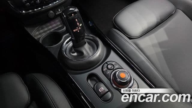 Mini Cooper 클럽맨 2세대, 2021 9