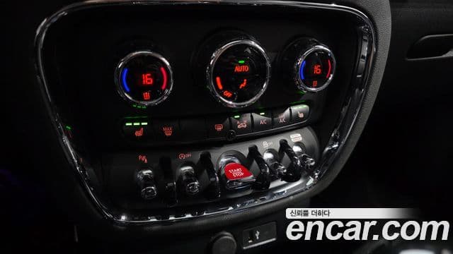 Mini Cooper 클럽맨 2세대, 2021 15