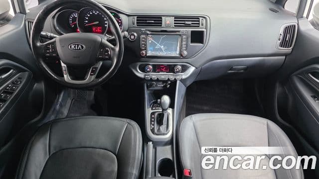 Kia All New Pride Luxury, 2014 7