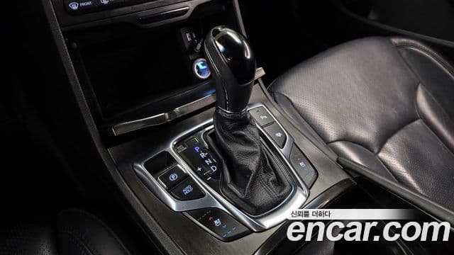 Hyundai Grandeur HG гибрид Premium, 2015 9