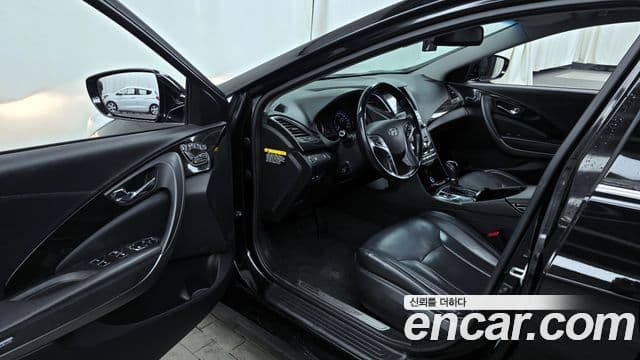 Hyundai Grandeur HG гибрид Premium, 2015 10