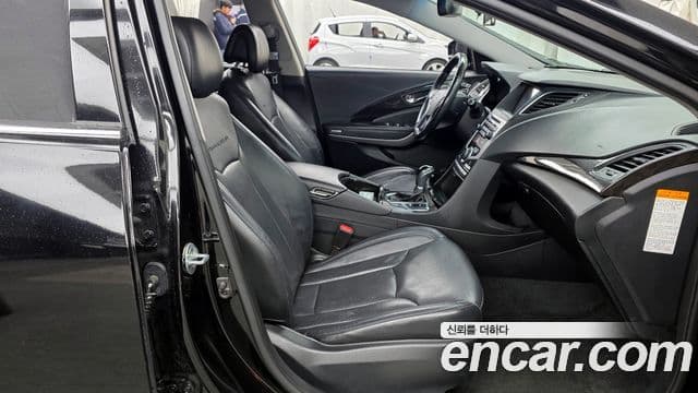 Hyundai Grandeur HG гибрид Premium, 2015 11