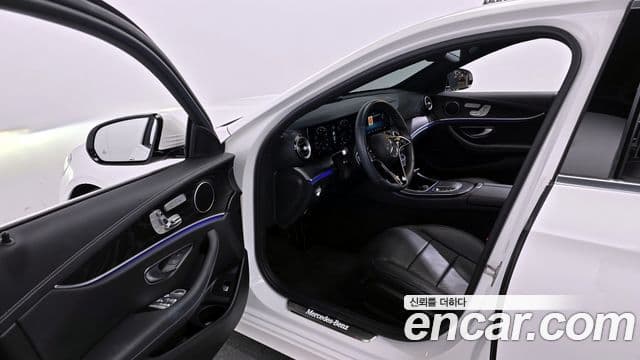 Mercedes-Benz E-класс W213 AMG Line, 2023 10