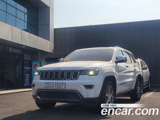 Jeep Grand Cherokee WK2, 2021 3