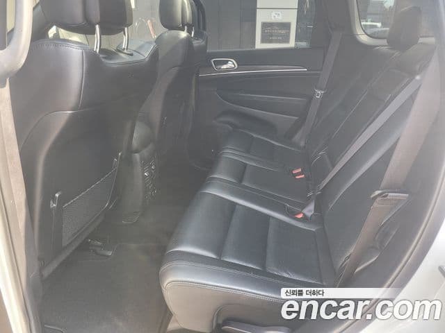 Jeep Grand Cherokee WK2, 2021 8