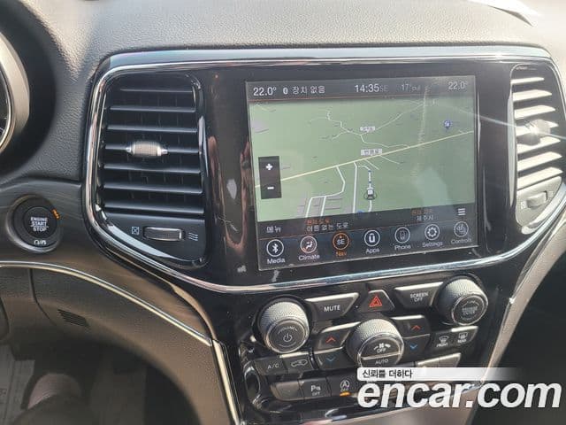 Jeep Grand Cherokee WK2, 2021 10