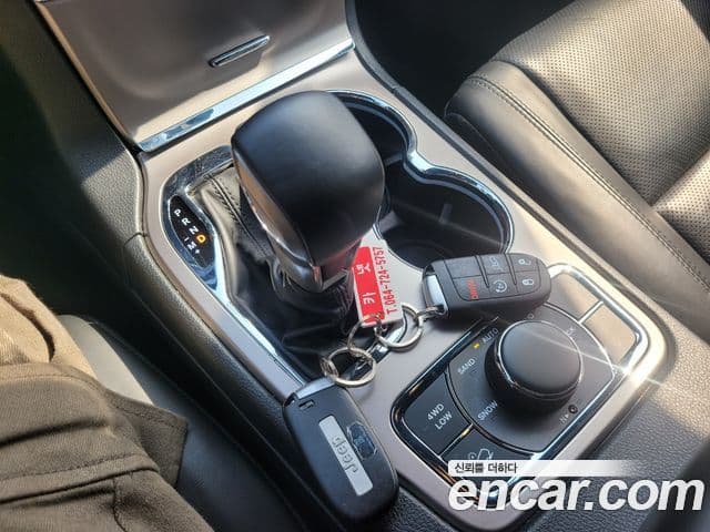 Jeep Grand Cherokee WK2, 2021 12