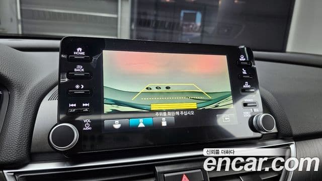 Honda Accord 10세대 1.5 турбо, 2018 16