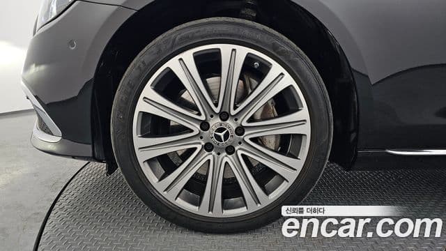 Mercedes-Benz E-класс W213 Exclusive, 2023 все фото