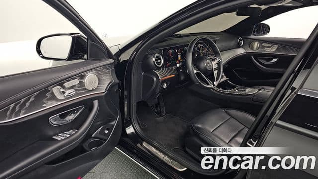 Mercedes-Benz E-класс W213 Exclusive, 2023 11