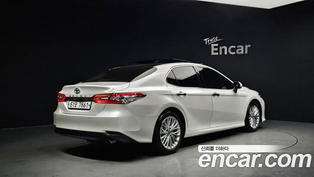 Toyota 캠리 (XV70), 2019 2