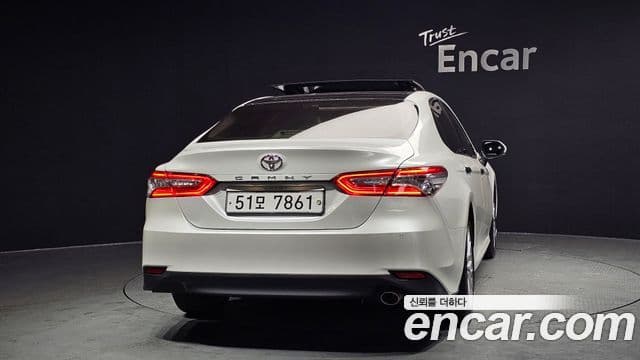 Toyota 캠리 (XV70), 2019 4