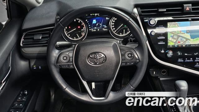 Toyota 캠리 (XV70), 2019 14