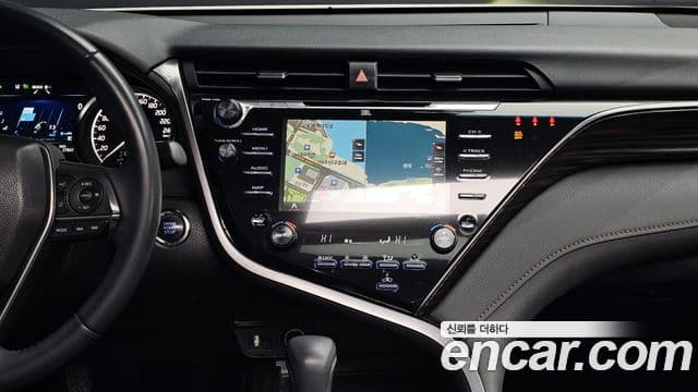 Toyota 캠리 (XV70), 2019 16