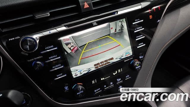 Toyota 캠리 (XV70), 2019 17